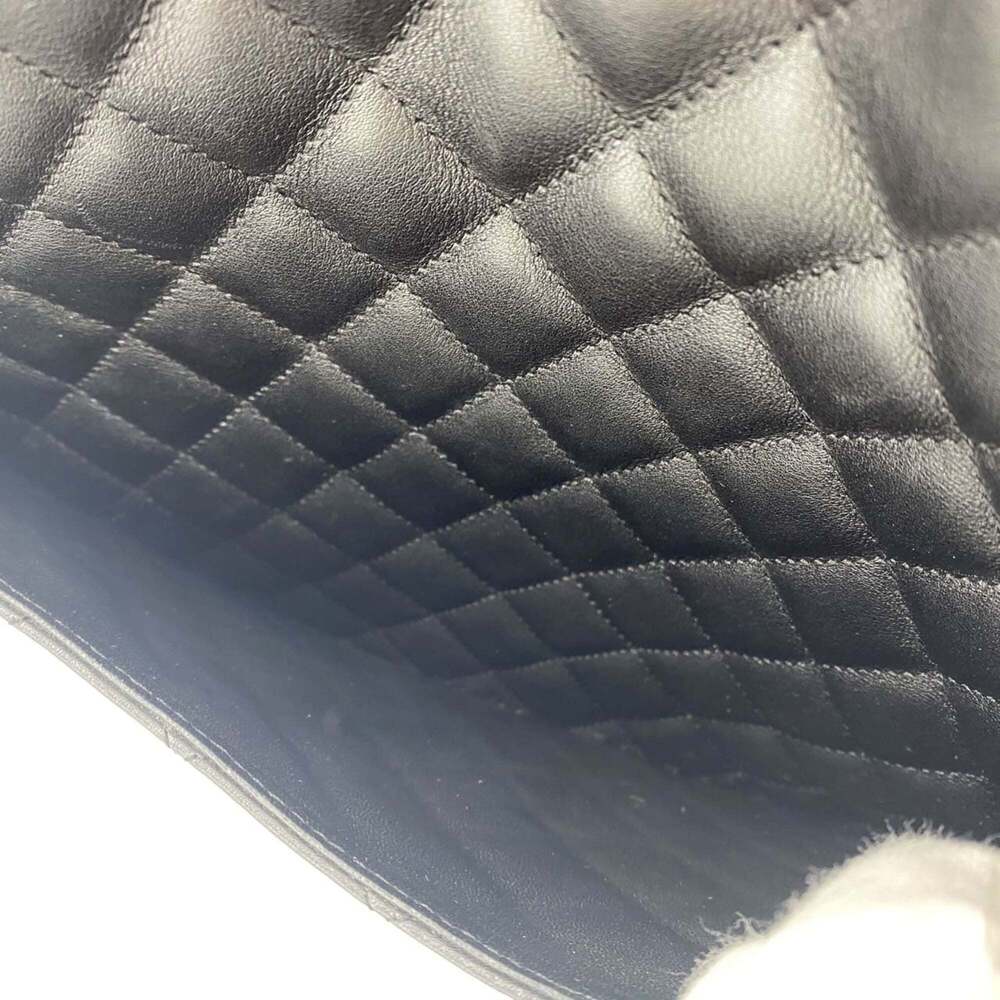 CHANEL Black Shoulder Bag - Picture 13 of 16